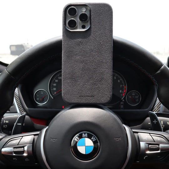 Alcantara Case for iPhone 15 – Grigio Nardò