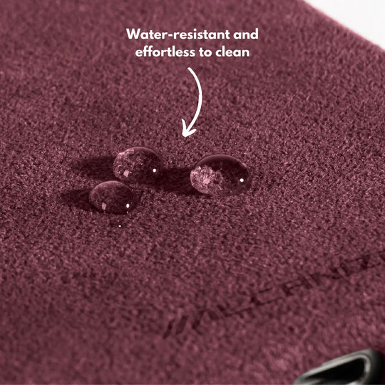 Alcantara Case for iPhone 13 – Rosso